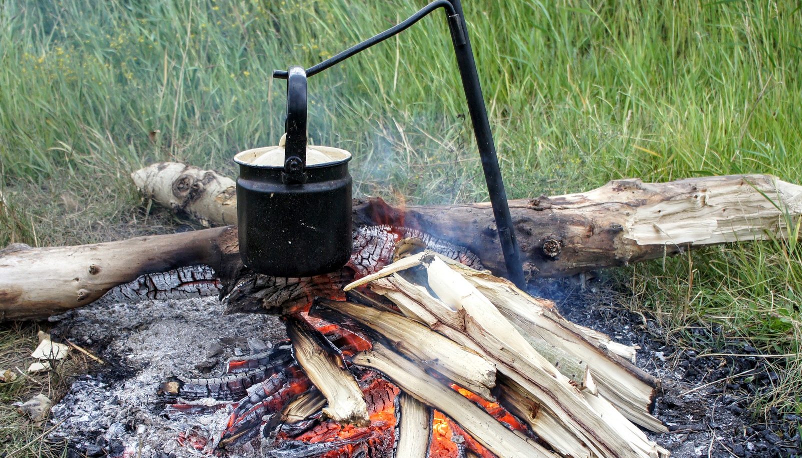 How to boil water to purify when camping